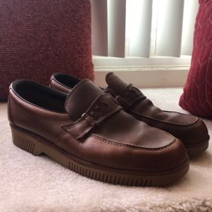Dexter leather men’s shoes. Brown. Size 9. Excellent condition!